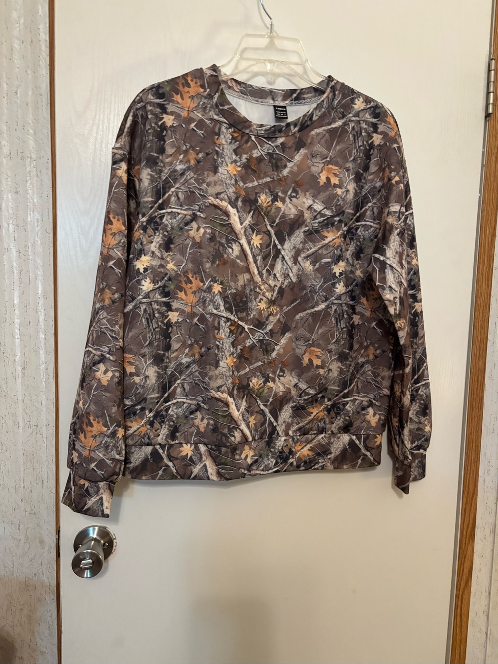 SHEIN Brown & Tan Camouflage Print Pullover Sweatshirt